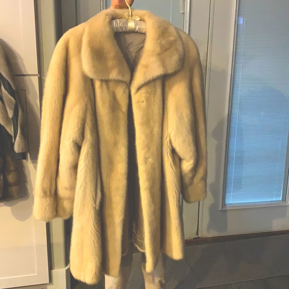 Saga Mink Fur 3/4 length